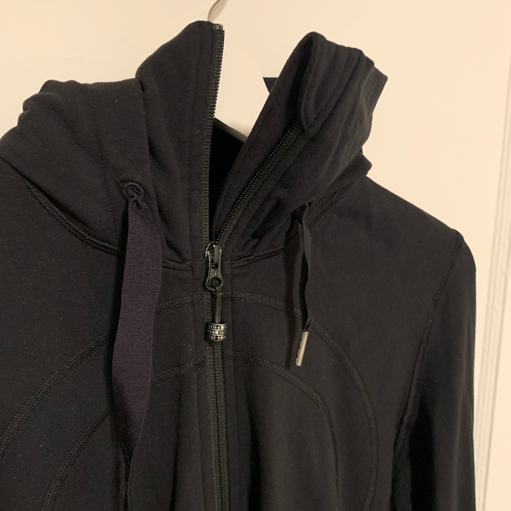 Black Lululemon Stride Jacket